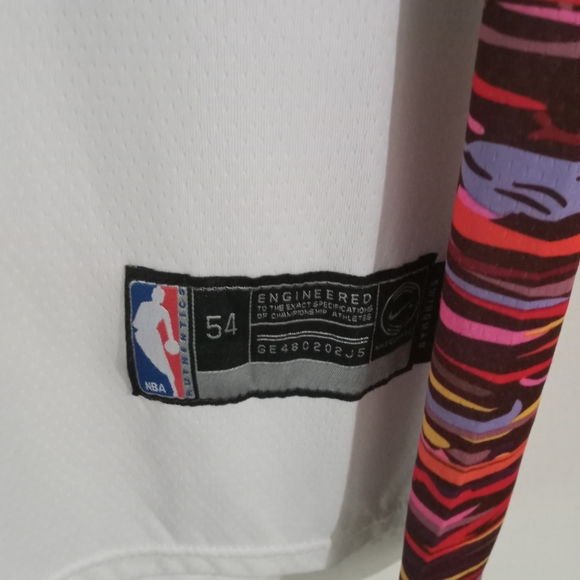 Biggie Edition Brooklyn Nets Jersey..size 54. - Picture 4 of 6
